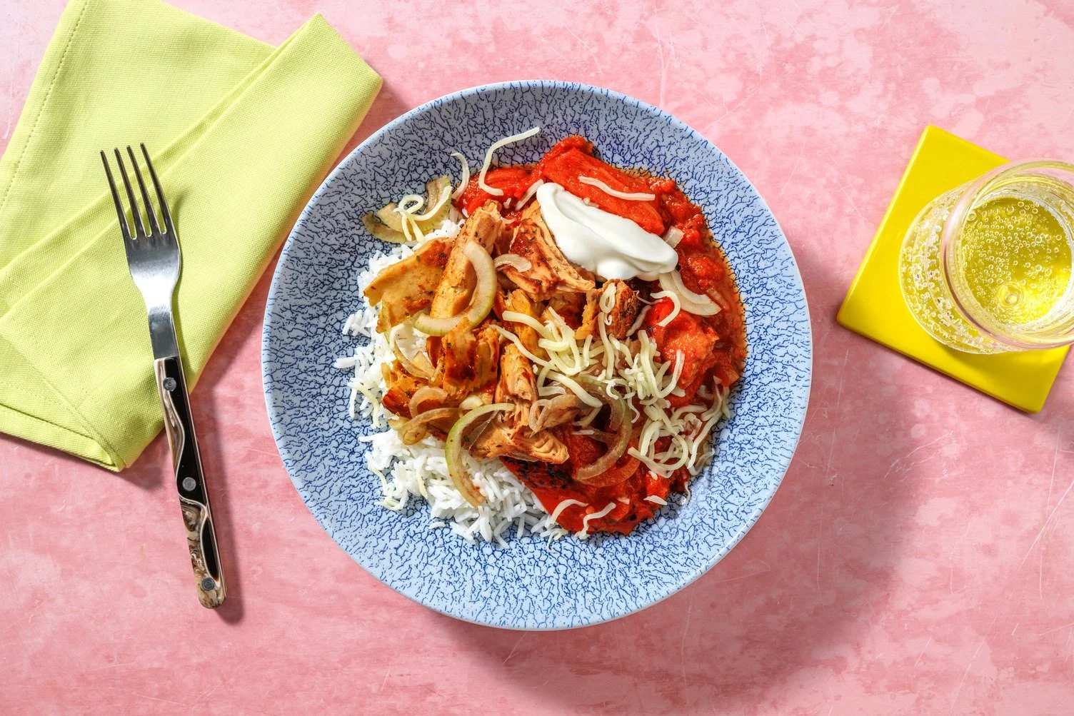 Bowl de burrito avec viande hachée végétarienne