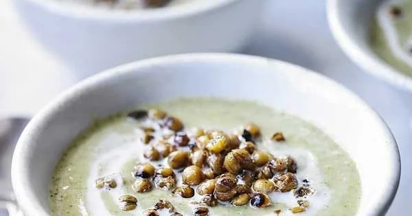 Broccoli soup with coconut milk and fried chickpeas