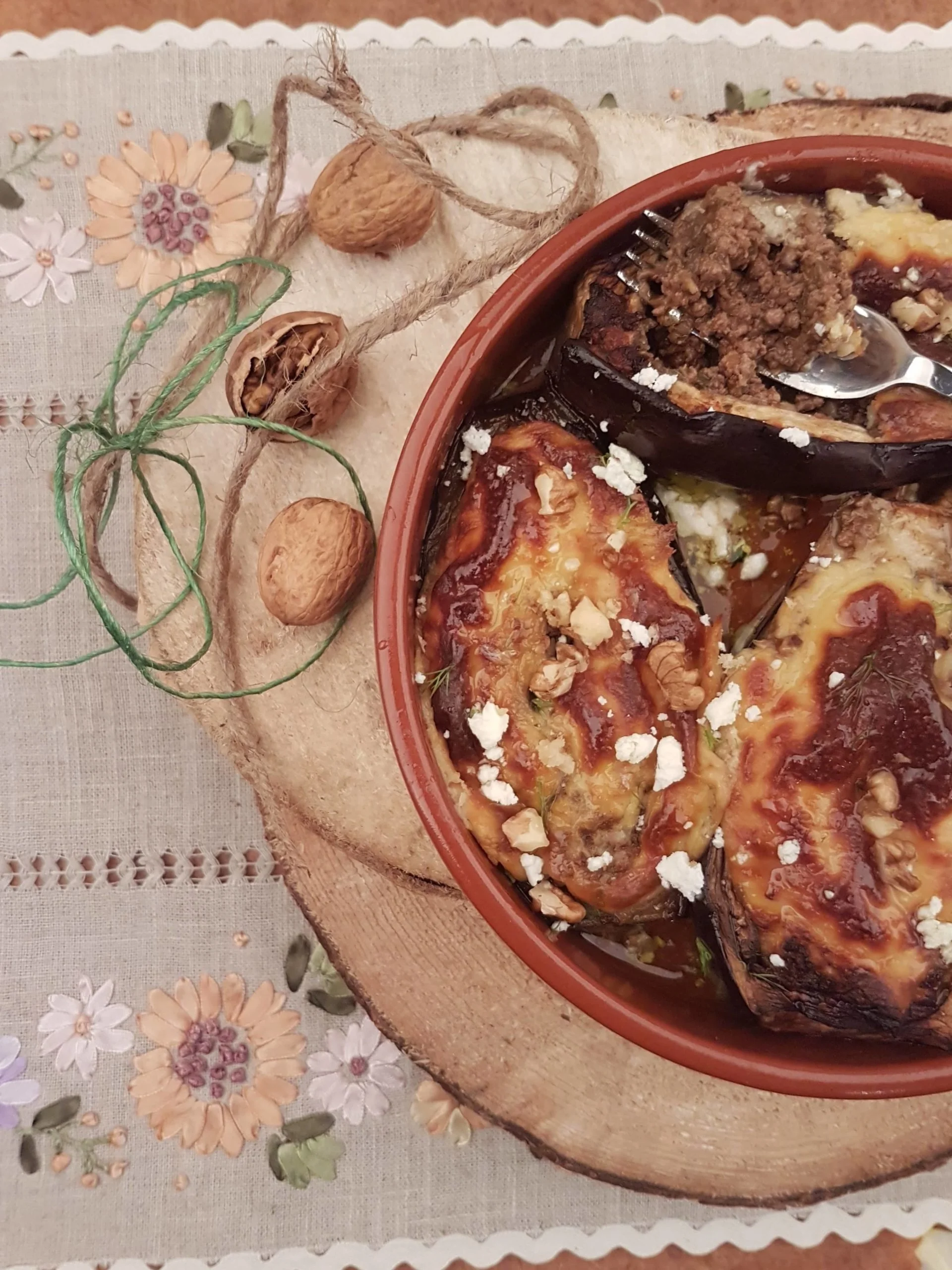 Melitsanes papoutsakia – Aubergines farcies à la viande